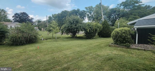 605 KANSA AVE, Pennsylvania Furnace, PA 16865