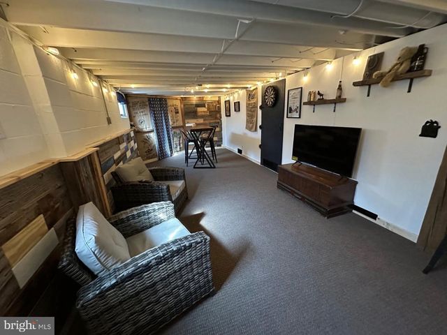 605 KANSA AVE, Pennsylvania Furnace, PA 16865