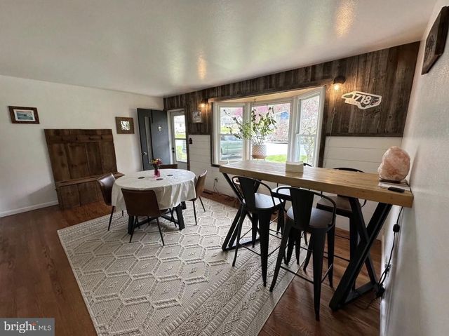 605 KANSA AVE, Pennsylvania Furnace, PA 16865