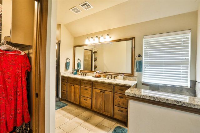 2103 E Sooner Road, Tuttle, OK 73089