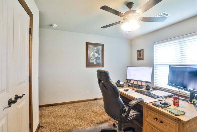 2103 E Sooner Road, Tuttle, OK 73089
