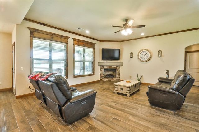 2103 E Sooner Road, Tuttle, OK 73089