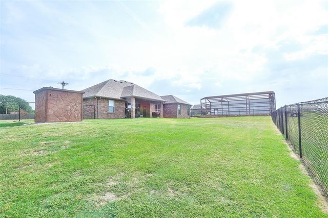 2103 E Sooner Road, Tuttle, OK 73089