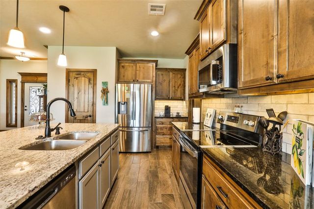 2103 E Sooner Road, Tuttle, OK 73089