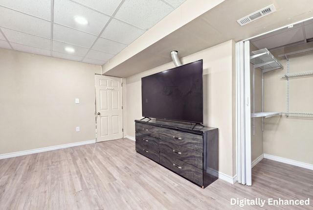 9 Mcguigan Circle, Lowell, MA 01852