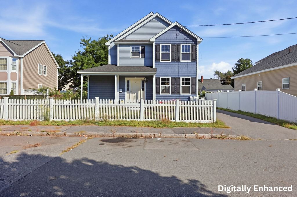 9 Mcguigan Circle, Lowell, MA 01852