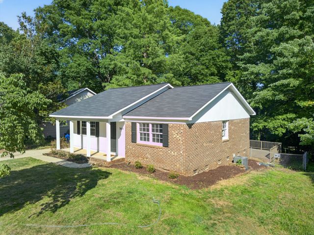 7604 Longstreet Drive, Raleigh, NC 27615