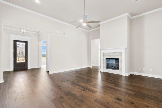 4651 Spring Garden Road, Midlothian, TX 76065