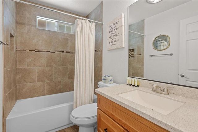 109 E Country Club Boulevard, Big Bear, CA 92314