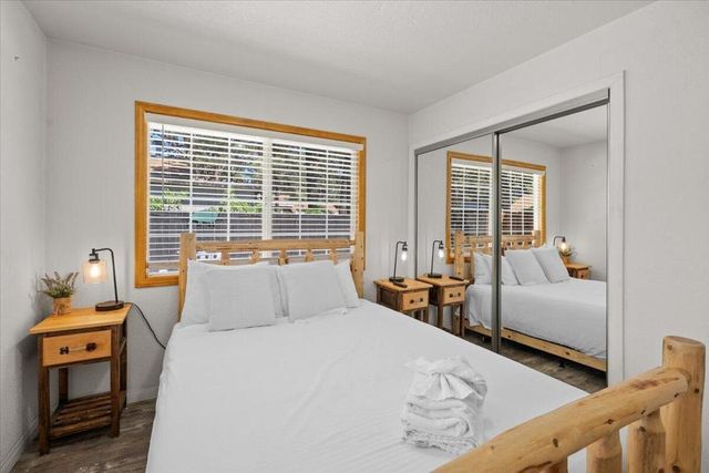 109 E Country Club Boulevard, Big Bear, CA 92314