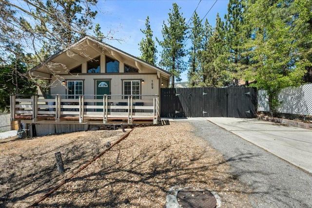 109 E Country Club Boulevard, Big Bear, CA 92314