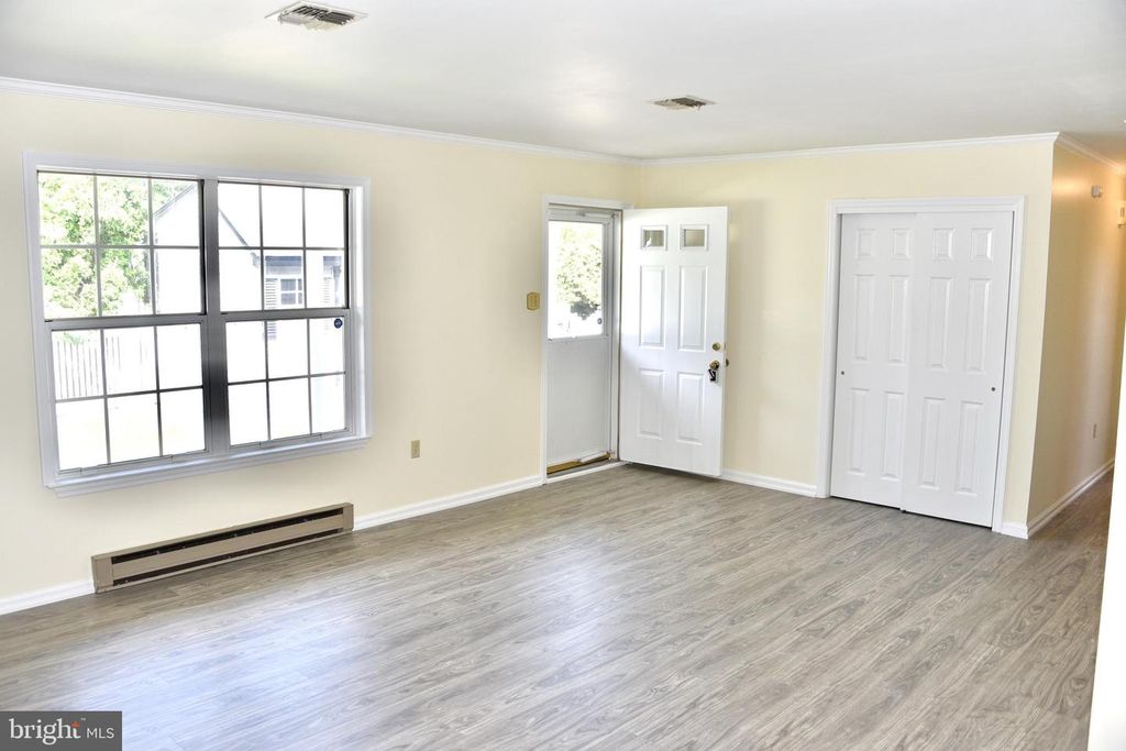 211 HALSEY AVE, Reading, PA 19609