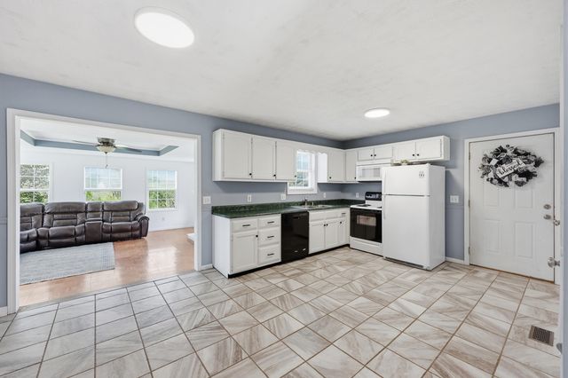154 Deer Run, Lancaster, KY 40444