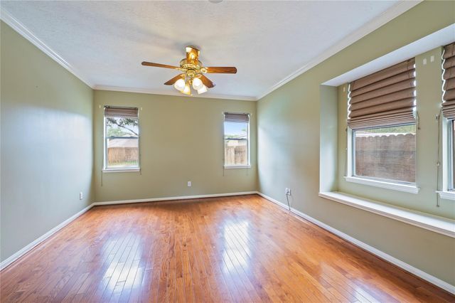 3124 Sand Shadow Drive, League City, TX 77573