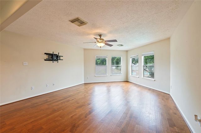 3124 Sand Shadow Drive, League City, TX 77573