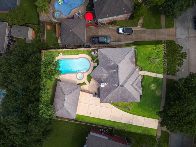 3124 Sand Shadow Drive, League City, TX 77573