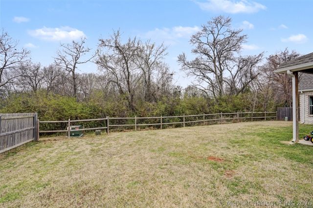 13852 S 21st Street E, Bixby, OK 74008