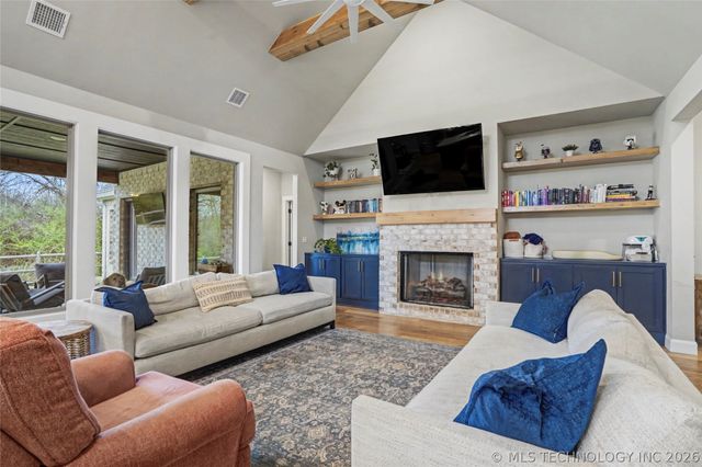 13852 S 21st Street E, Bixby, OK 74008