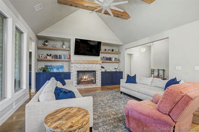 13852 S 21st Street E, Bixby, OK 74008