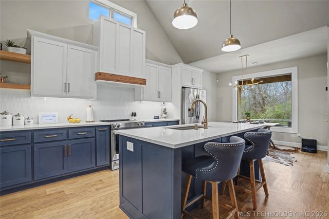 13852 S 21st Street E, Bixby, OK 74008