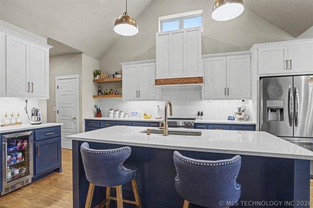 13852 S 21st Street E, Bixby, OK 74008