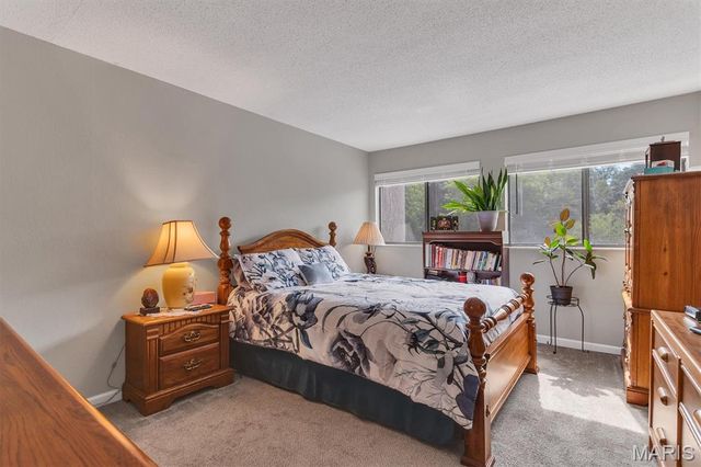 1465 Heritage Landing 207, St Charles, MO 63303