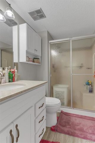 1465 Heritage Landing 207, St Charles, MO 63303