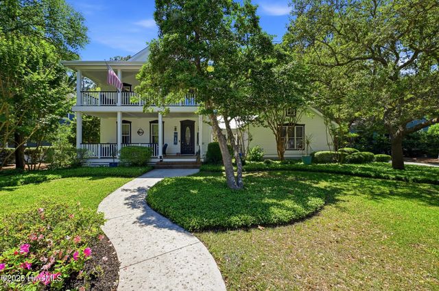 6221 Navigator Way, Southport, NC 28461