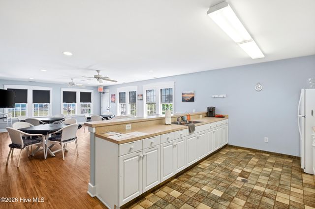 6221 Navigator Way, Southport, NC 28461