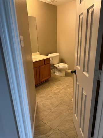 3922 Davenport Street A, Houston, TX 77051