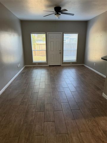 3922 Davenport Street A, Houston, TX 77051