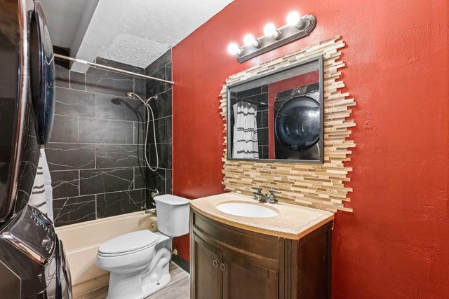 2560 CARRIE LYNN DRIVE, North Pole, AK 99705