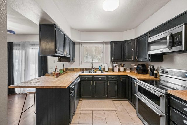 2560 CARRIE LYNN DRIVE, North Pole, AK 99705