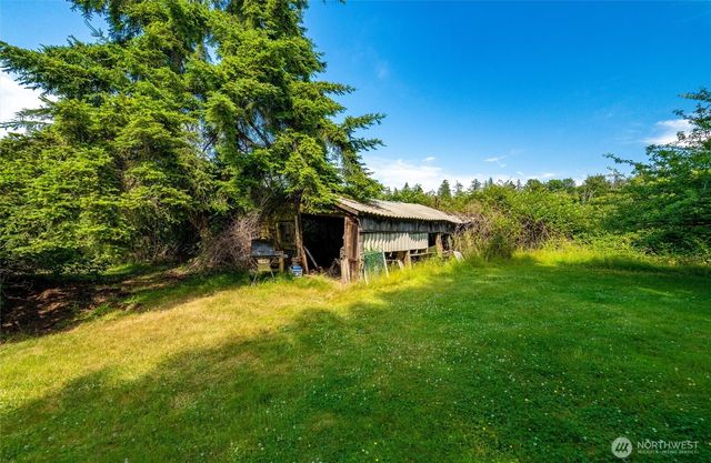 16 Harvey Road, Blaine, WA 98230