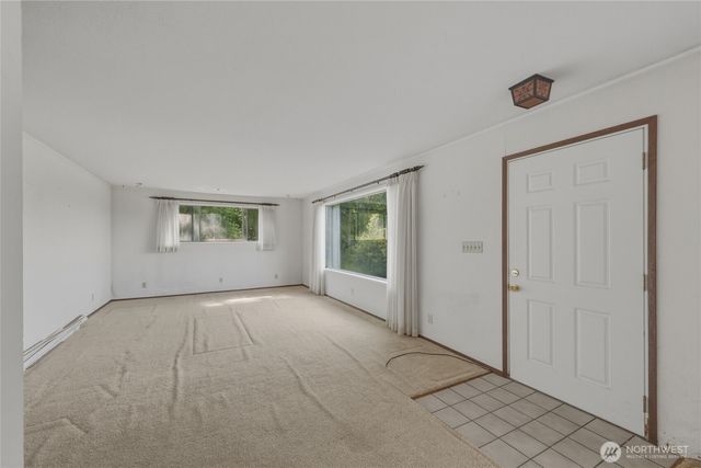 16 Harvey Road, Blaine, WA 98230