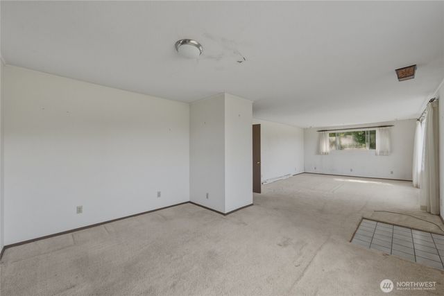 16 Harvey Road, Blaine, WA 98230