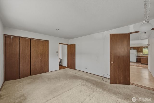 16 Harvey Road, Blaine, WA 98230