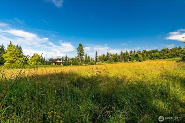 16 Harvey Road, Blaine, WA 98230