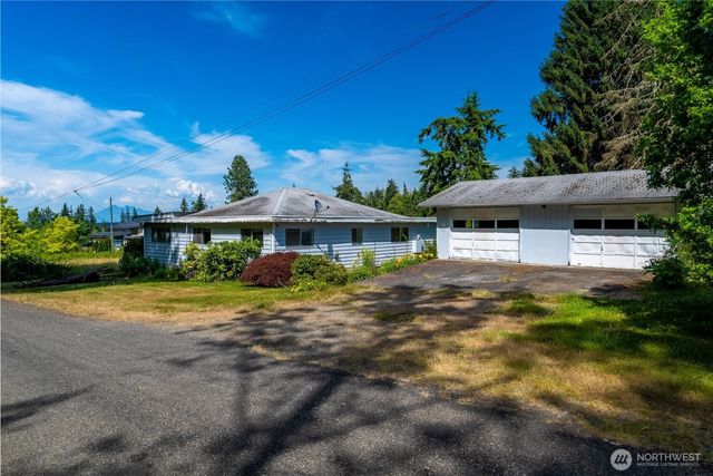 16 Harvey Road, Blaine, WA 98230