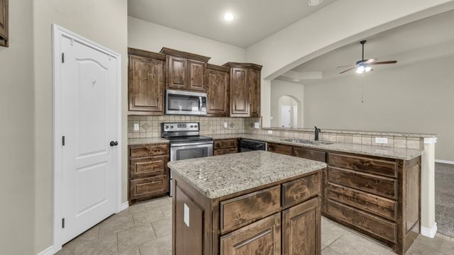 1207 Butterfield Street, Bridgeport, TX 76426