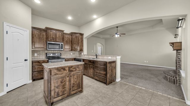 1207 Butterfield Street, Bridgeport, TX 76426