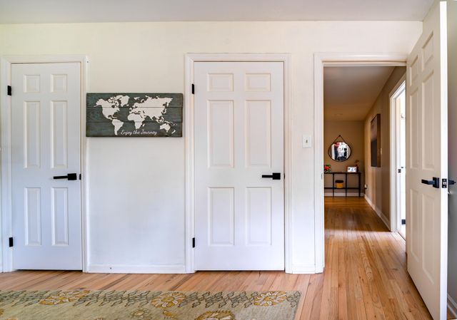 20 Crest Drive, Dune Acres, IN 46304