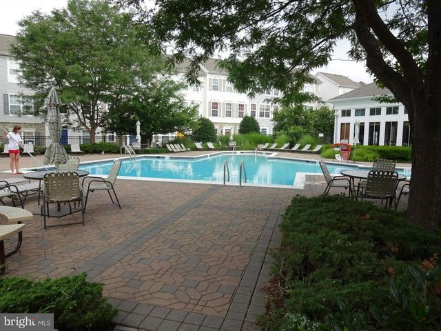 21836 JARVIS SQ, Ashburn, VA 20147