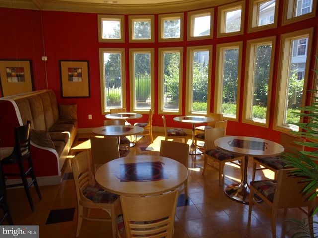 21836 JARVIS SQ, Ashburn, VA 20147