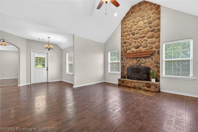 1415 Thomas Hill, Alma, AR 72921