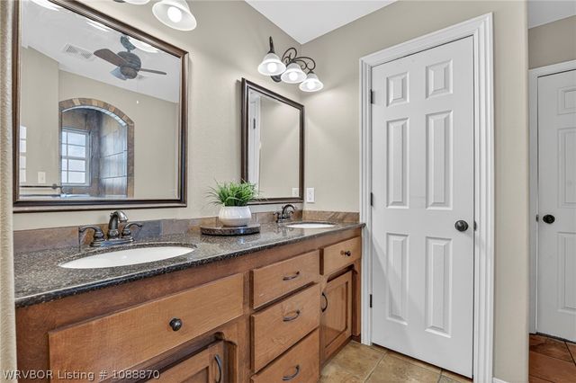 1415 Thomas Hill, Alma, AR 72921