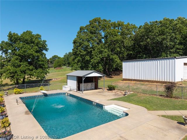 1415 Thomas Hill, Alma, AR 72921