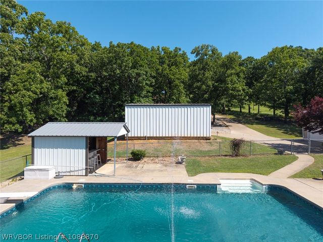 1415 Thomas Hill, Alma, AR 72921