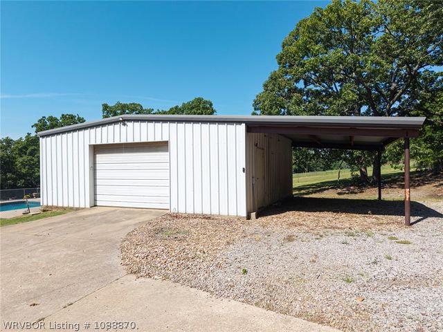 1415 Thomas Hill, Alma, AR 72921