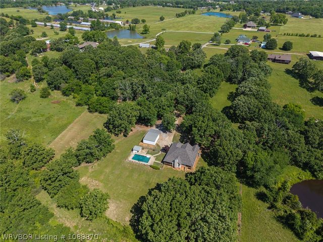 1415 Thomas Hill, Alma, AR 72921